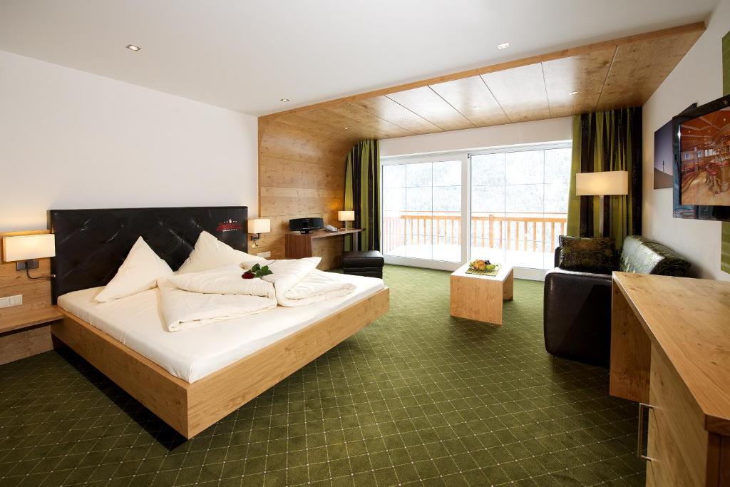 Berg-Spa&Hotel Zamangspitze Sankt Gallenkirch Zimmer foto